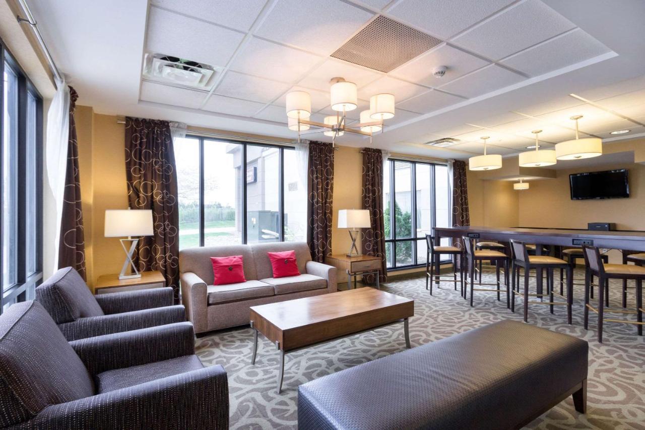 Clarion Hotel Beachwood-Cleveland Экстерьер фото